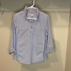 Croft and Barrow size medium- zip up womens blouse